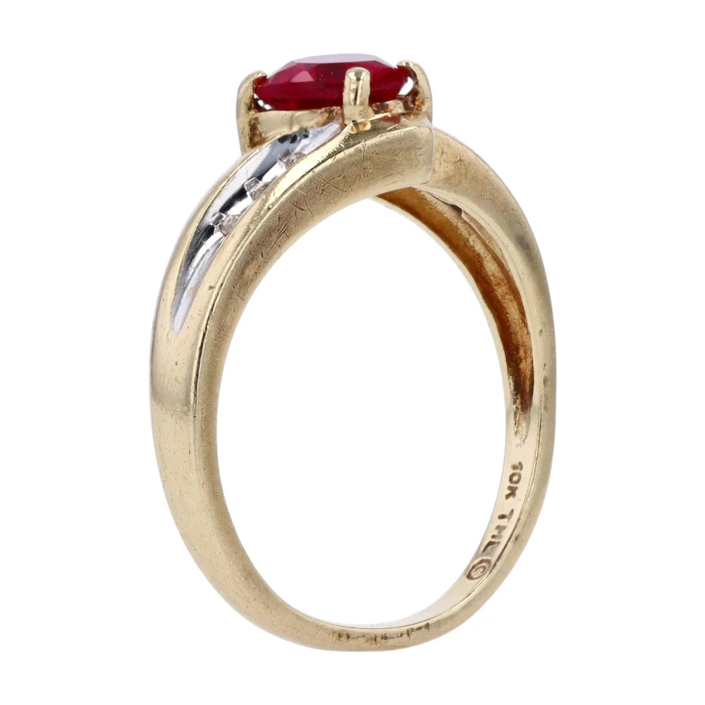 10K Yellow Gold Red Stone Fashion Ring - Image 5