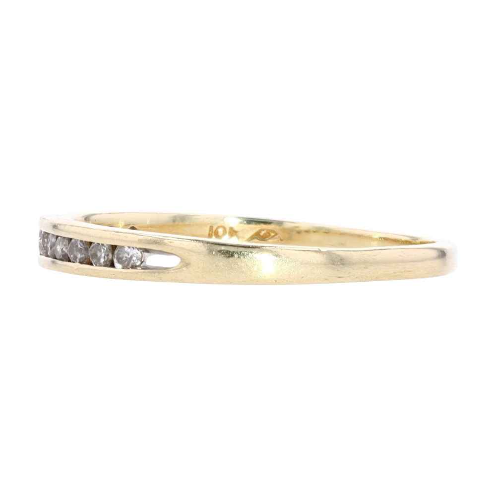 1/4 ctw 10K Yellow Gold Diamond Band Ring - Image 2