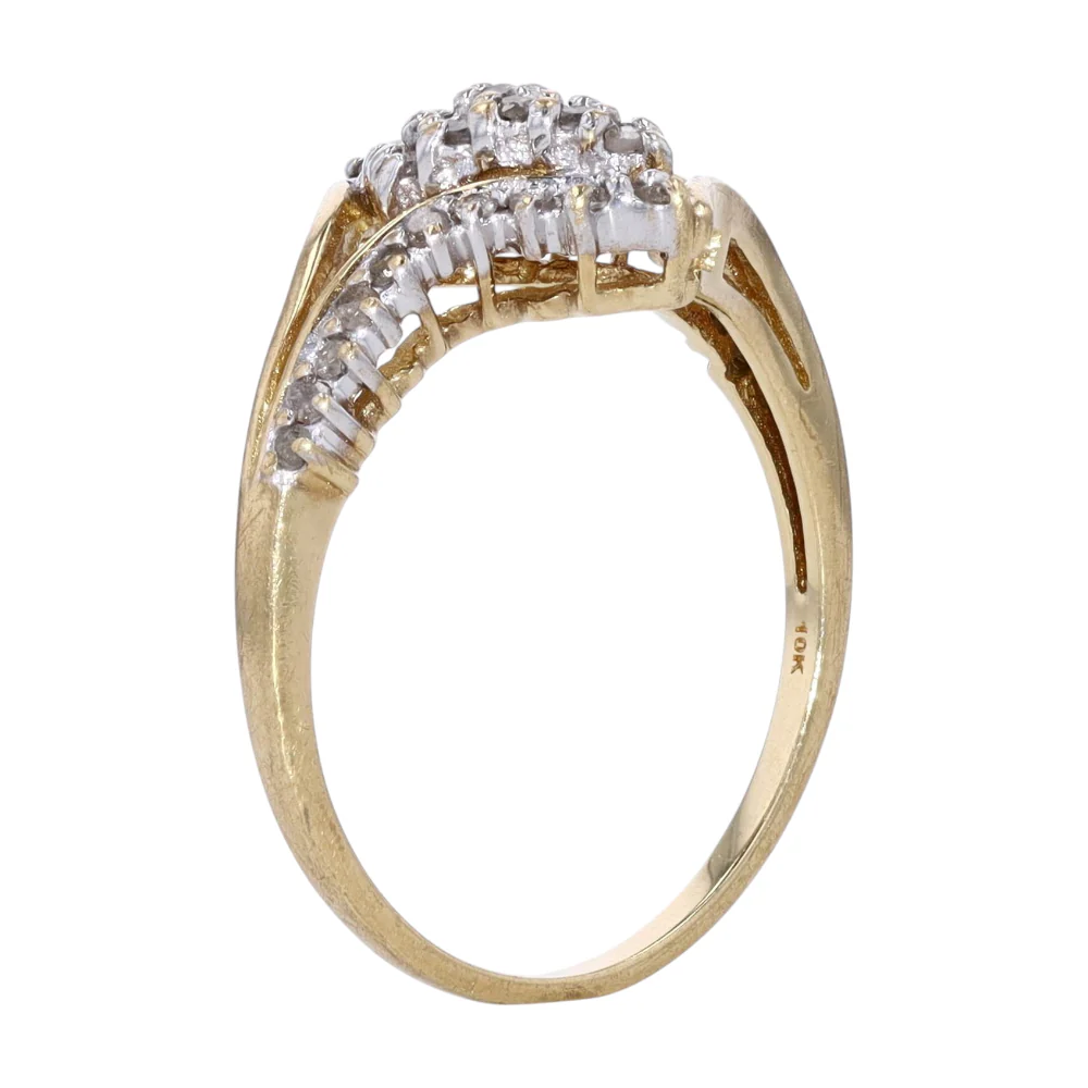 1/10 ctw 10K Two-Tone Gold Diamond Fashion Ring - Image 5