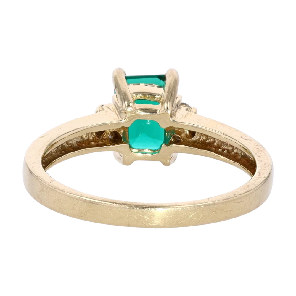 14K Yellow Gold Green Stone Fashion Ring - Image 3