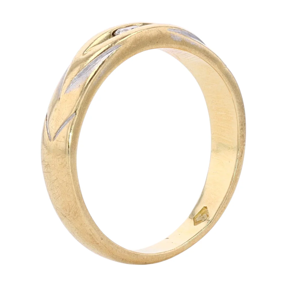 18K Yellow Gold Diamond Band Ring - Image 5