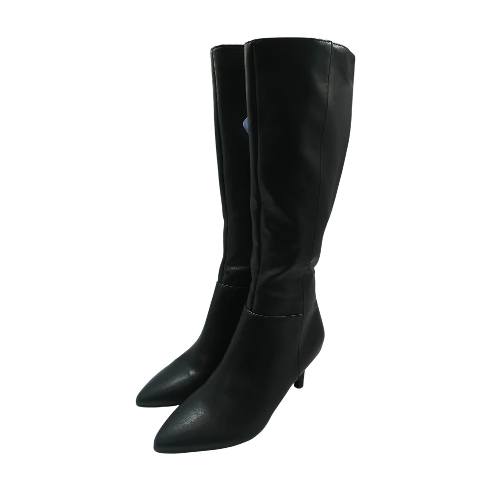 Black Boots