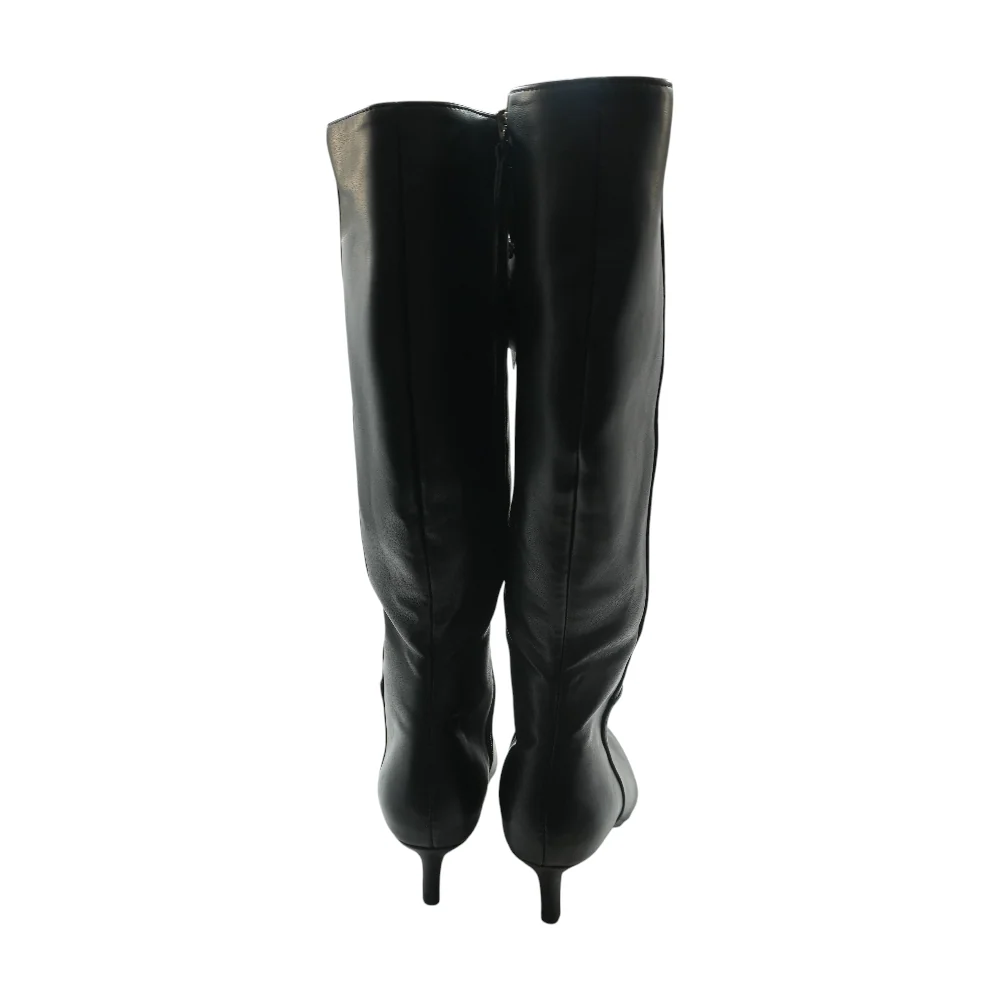 Black Boots - Image 2