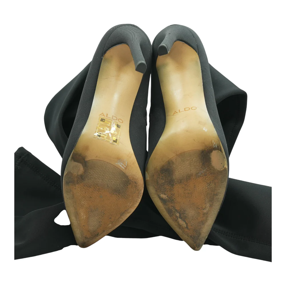 Black Boots - Image 3