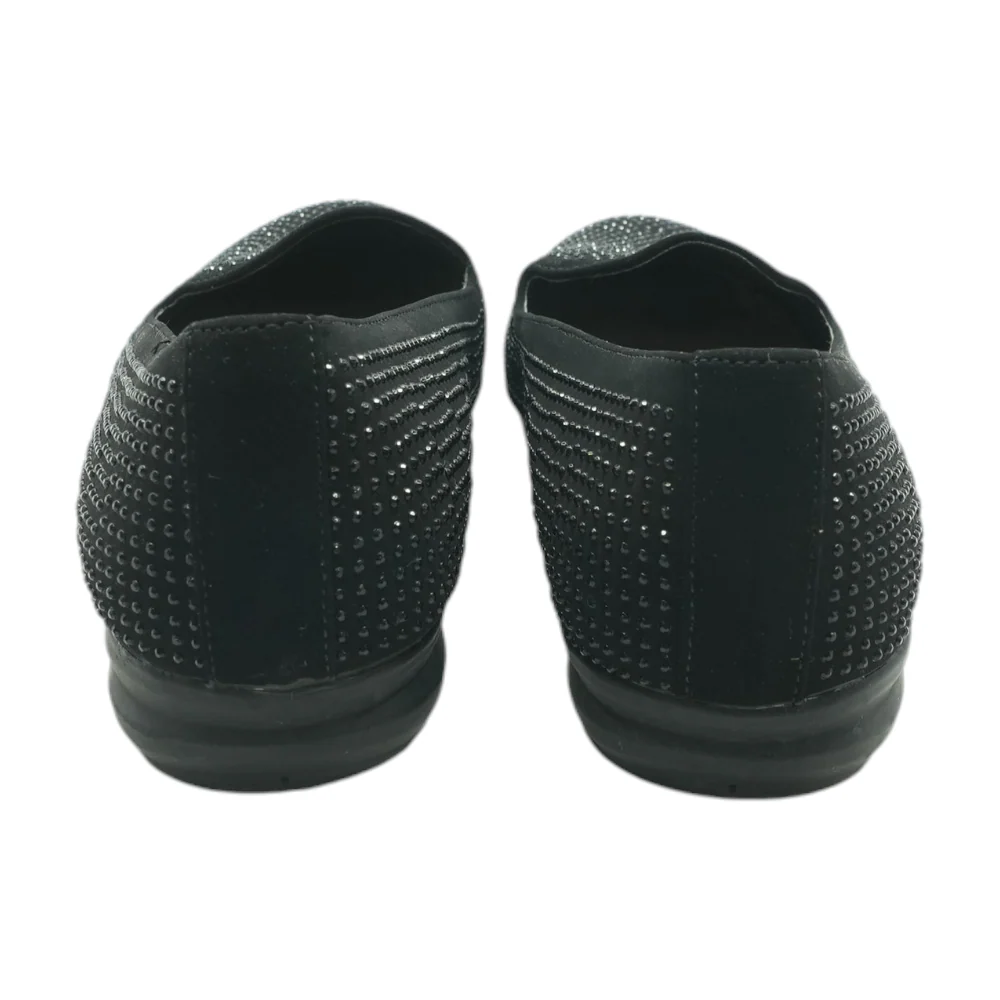 Black Flats - Image 2