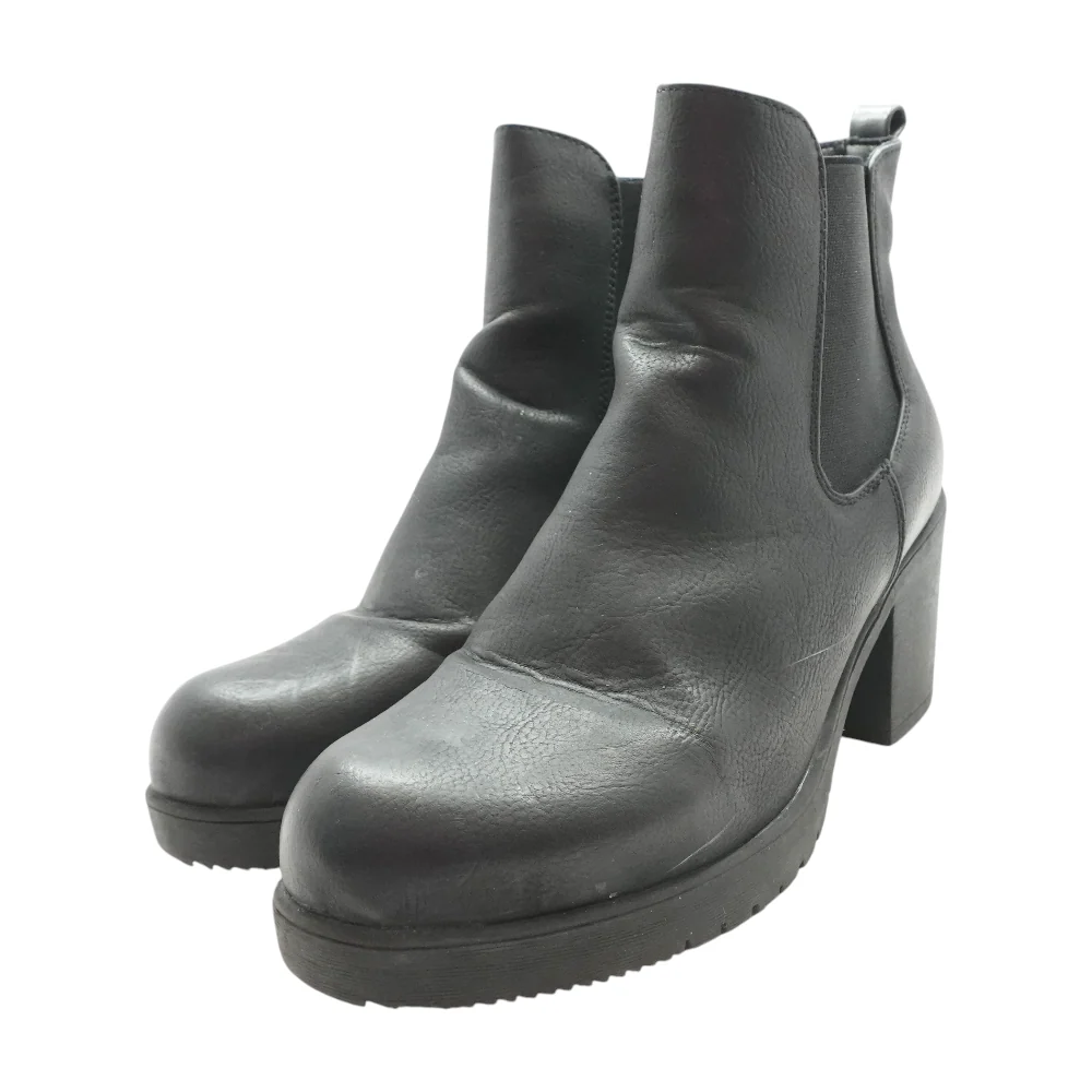 Black Ankle Boots