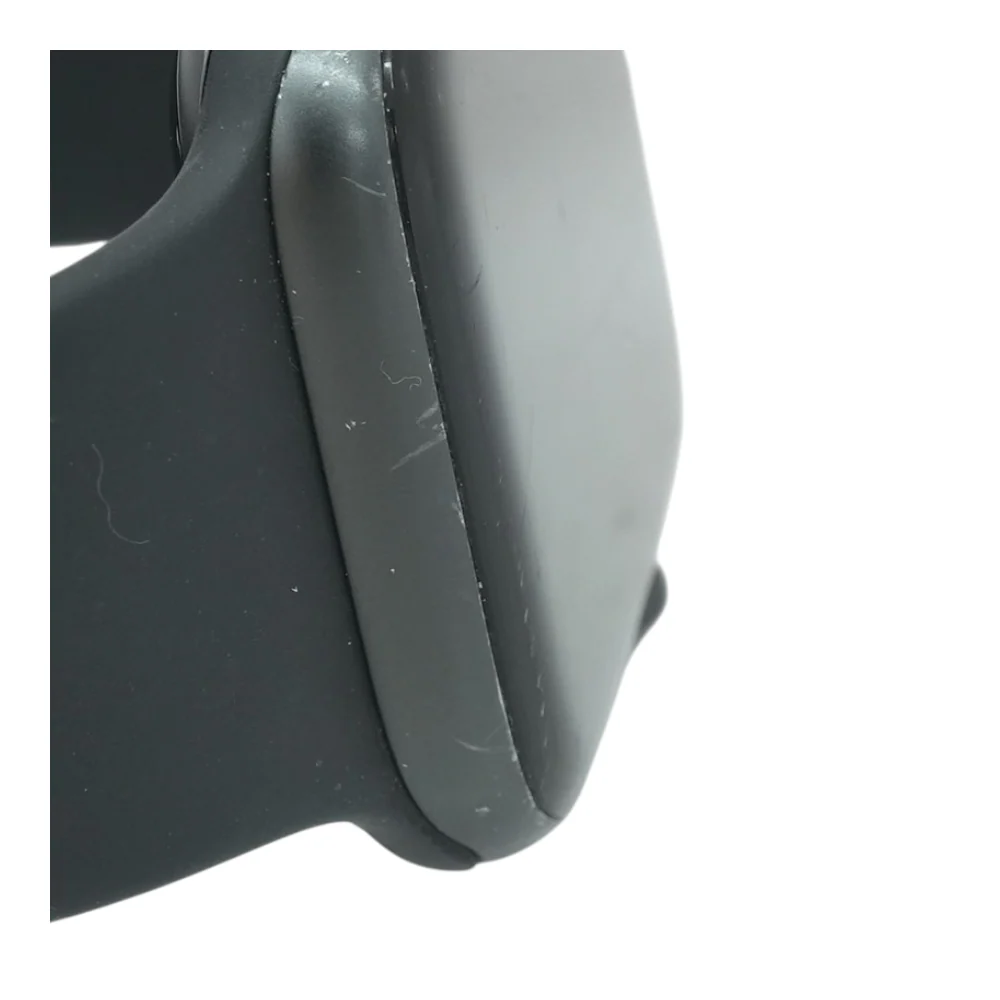 44mm Series SE Space Black Smartwatch Black Band M/L - Image 5