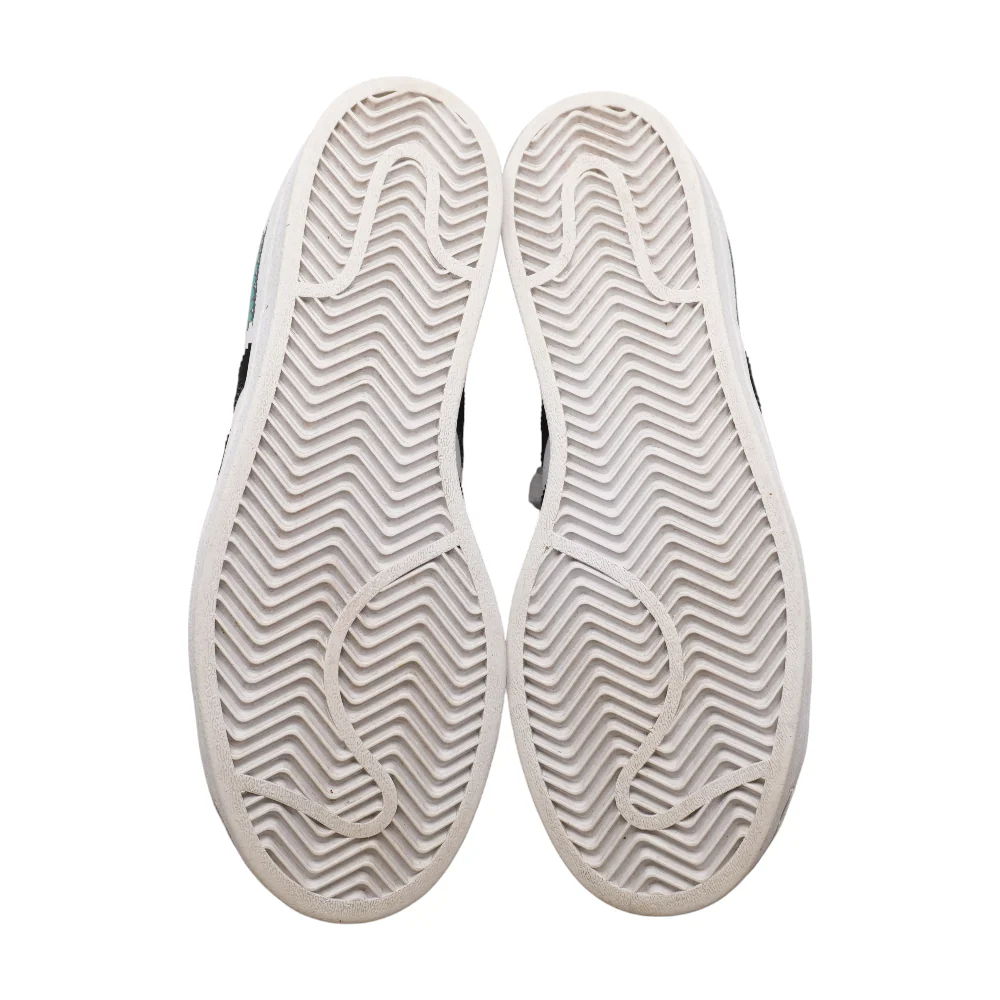 White Athletics Shoes - Image 3