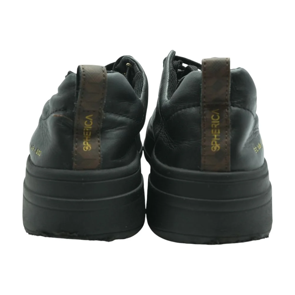Black Low Top Athletic Shoes - Image 2