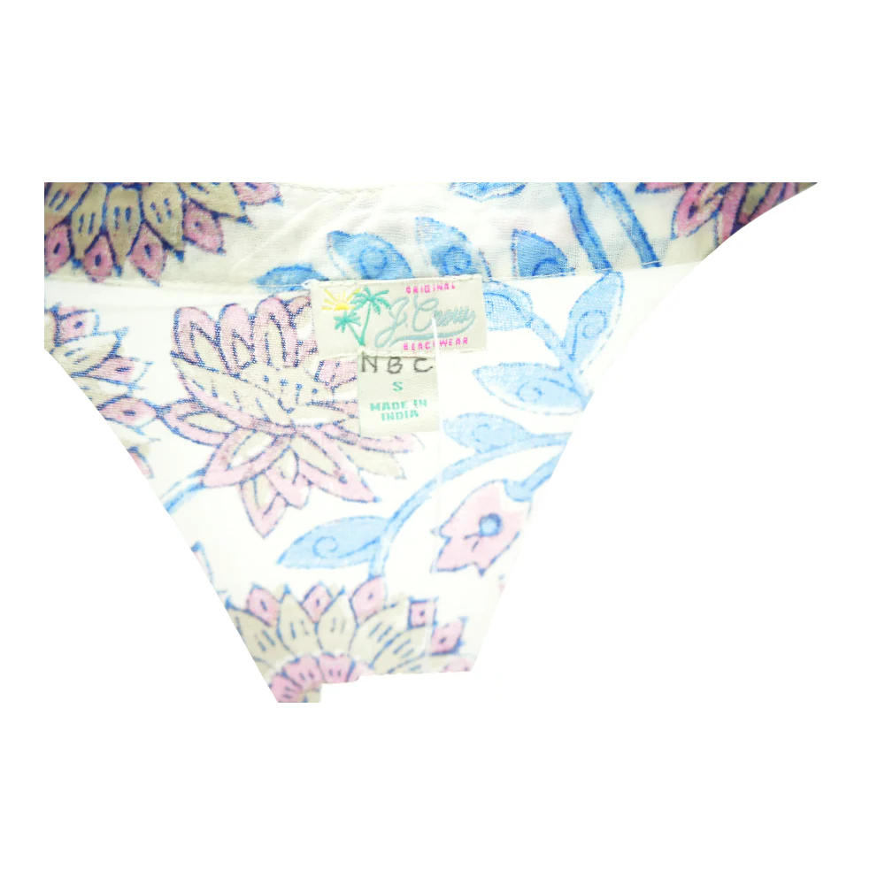 White Floral Cover-Up - Image 3