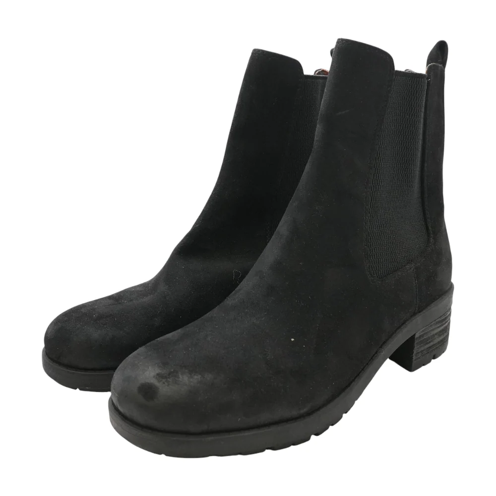 Black Ankle Boots