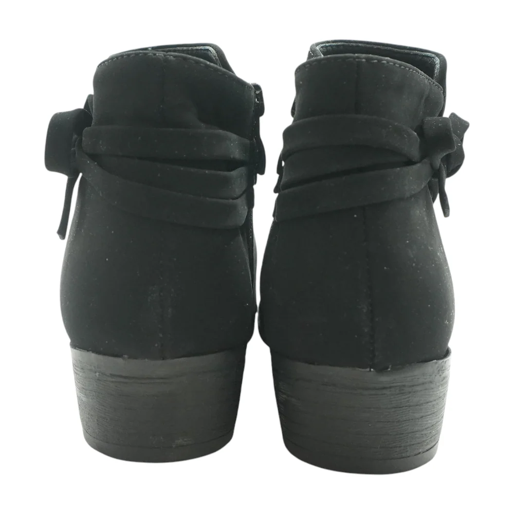 Black Boots Shoes - Image 2