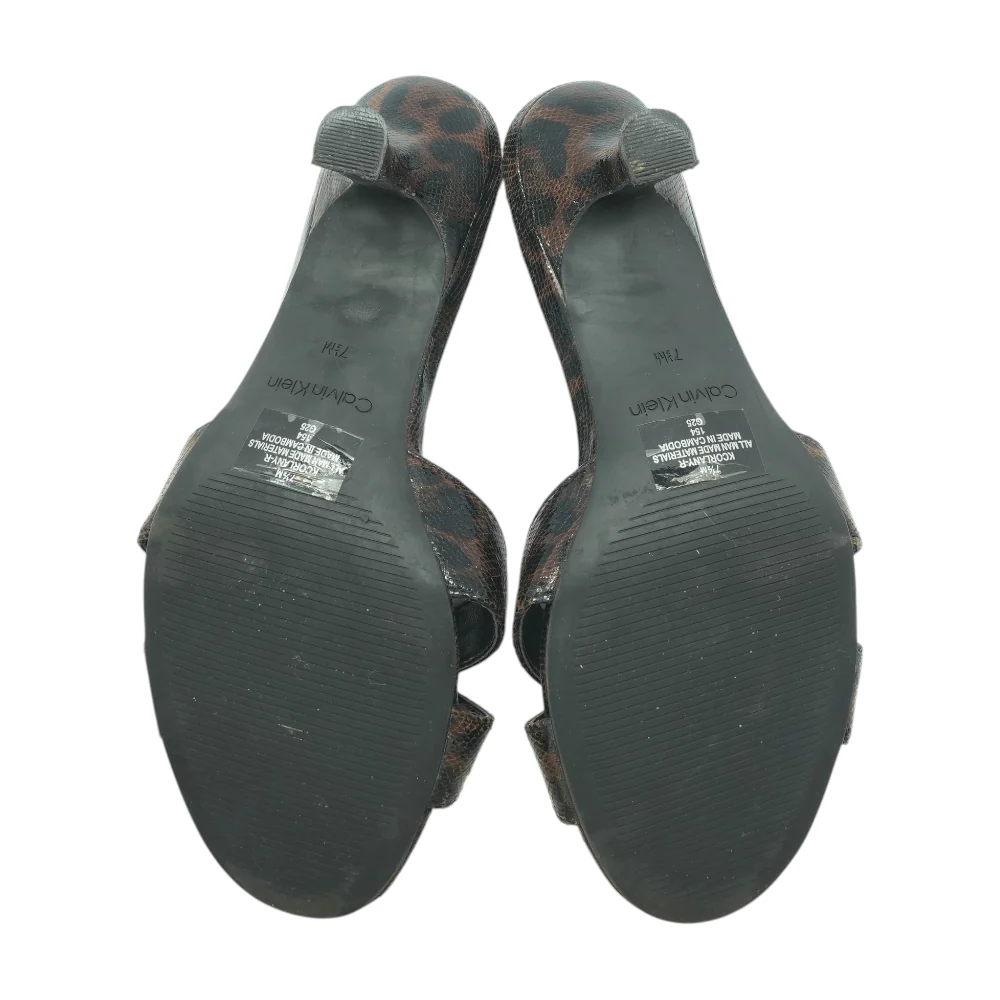 Black Heels - Image 3