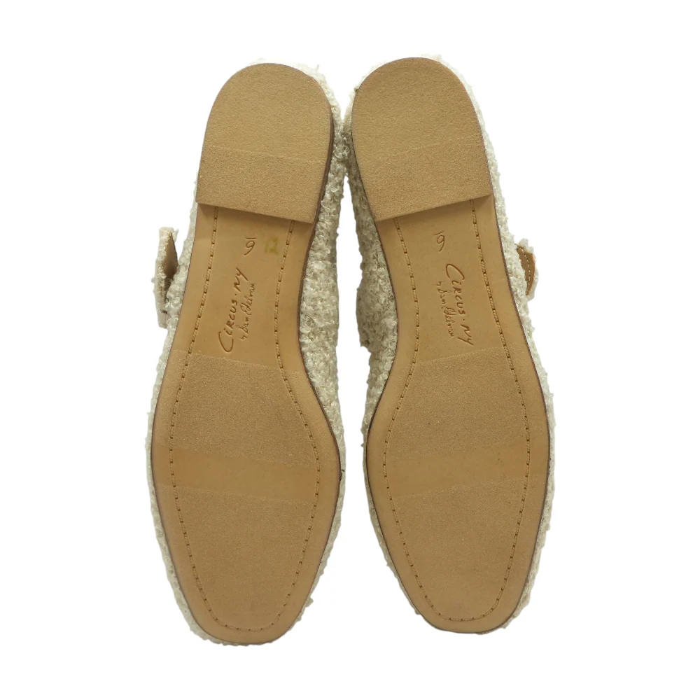 Beige Flats - Image 3