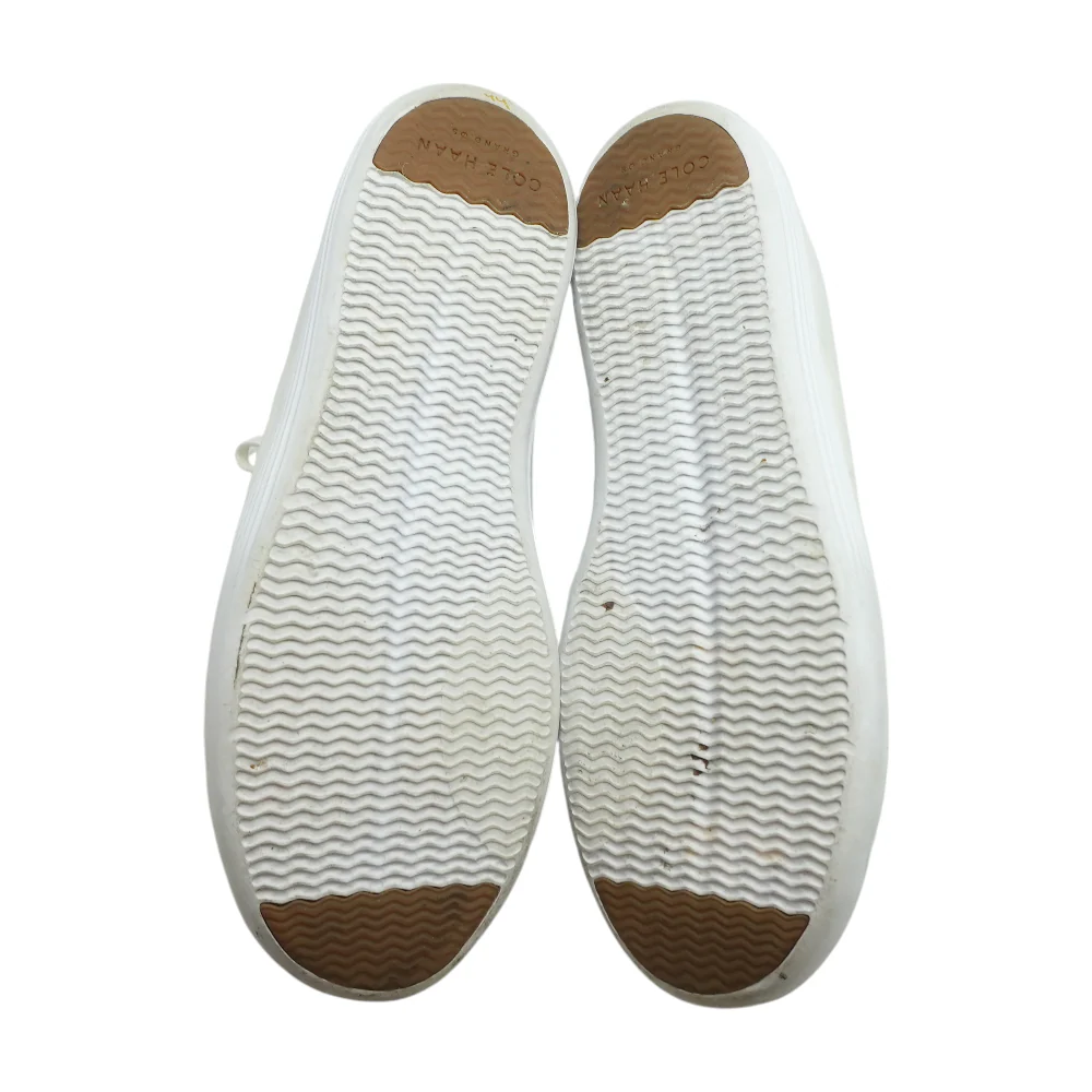 White Athletic Shoes - Image 3