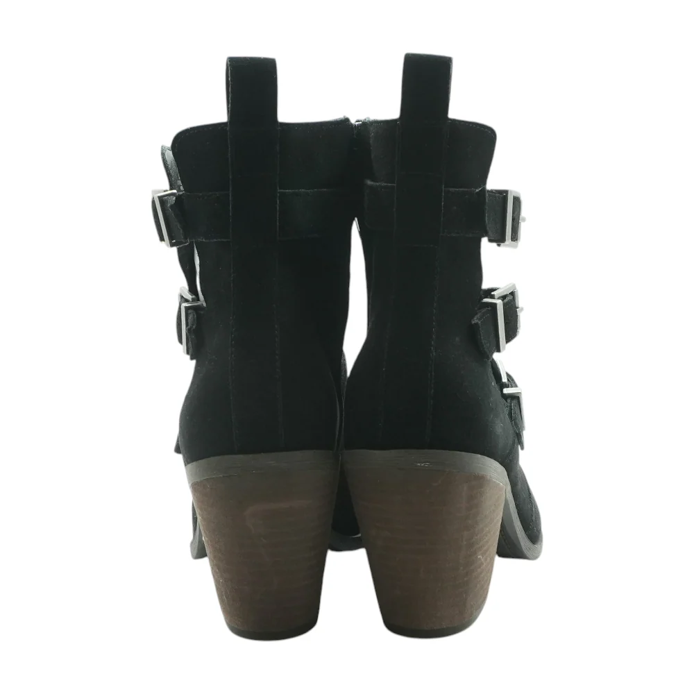 Black Boots - Image 2
