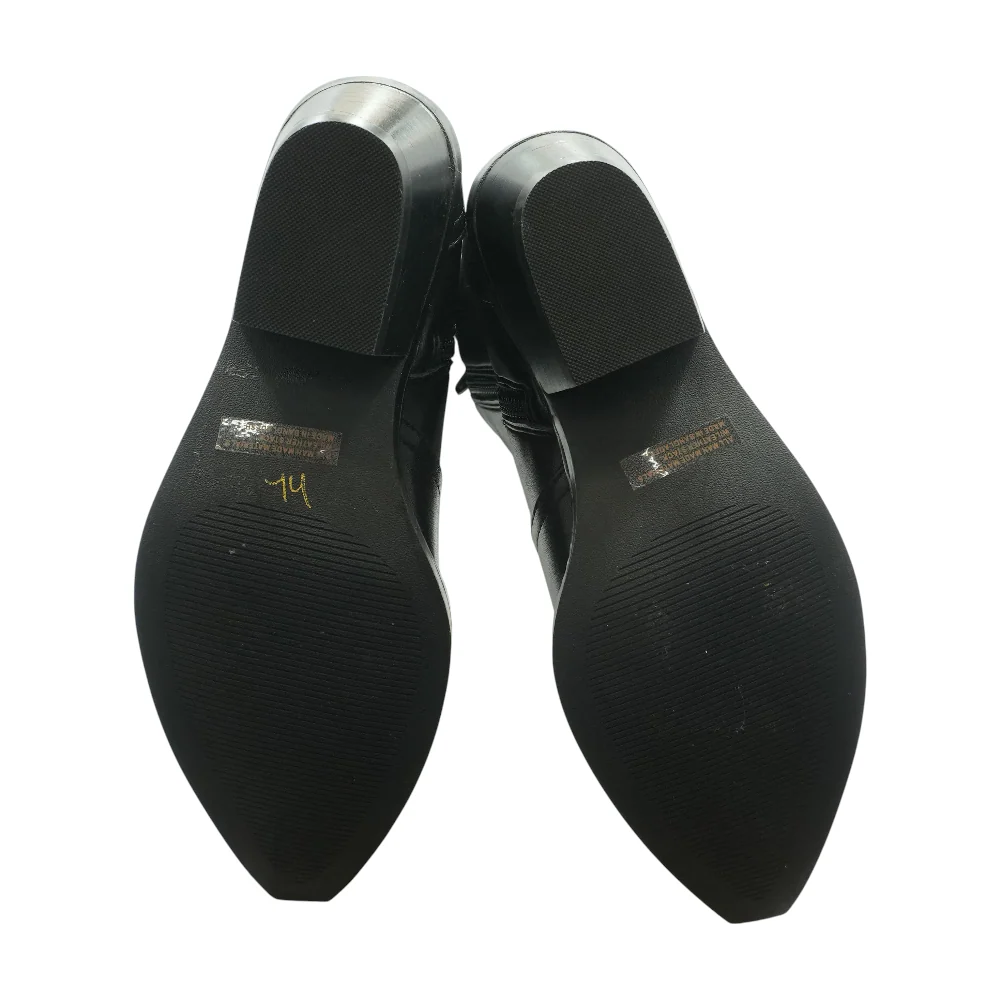 Black Boots - Image 3