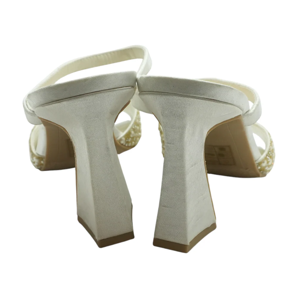 White Heels - Image 2