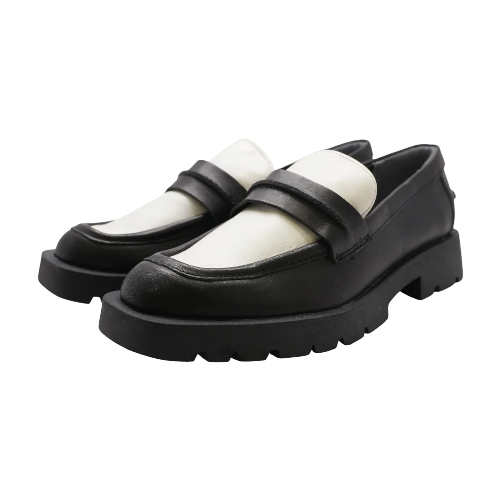 Black Flats