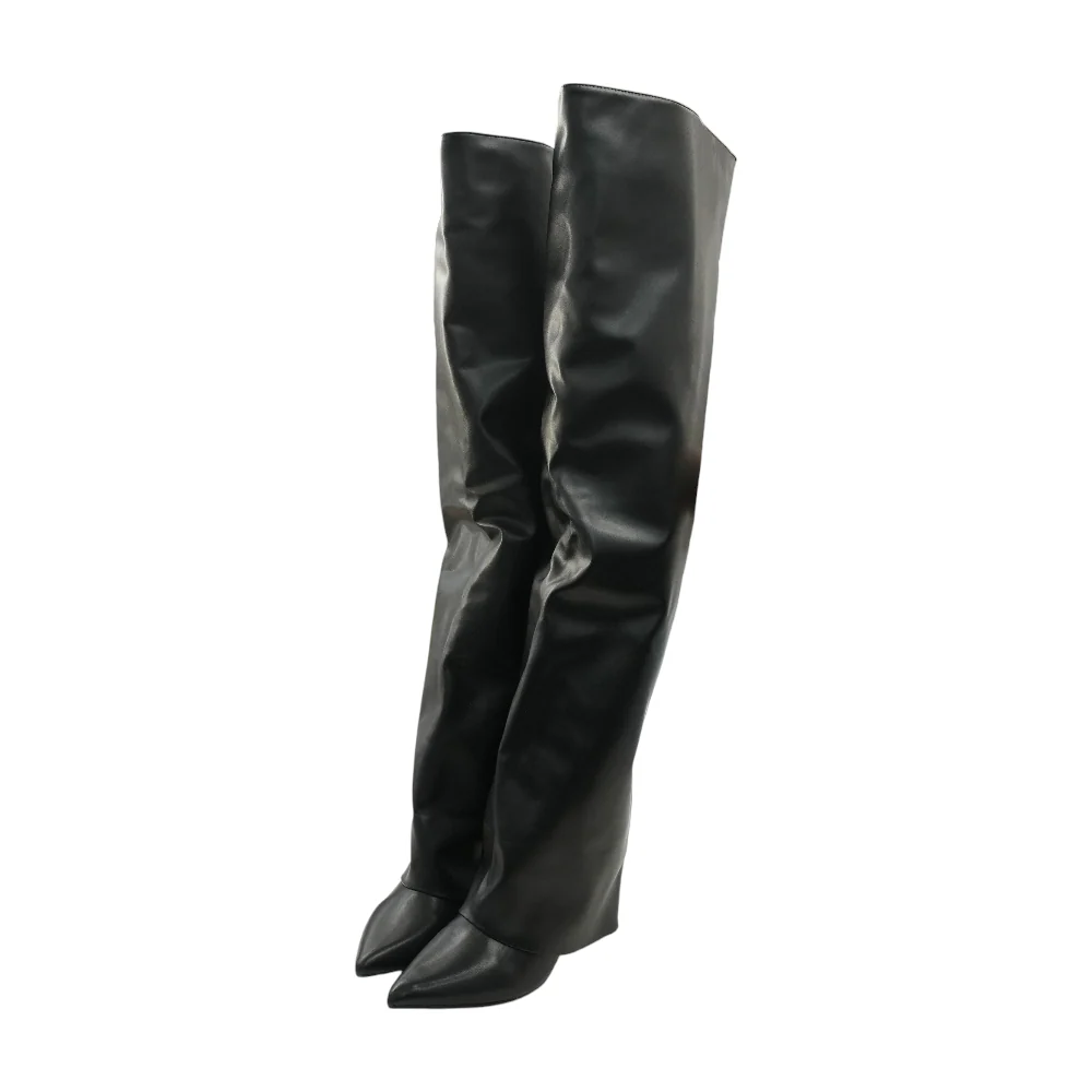 Black Boots