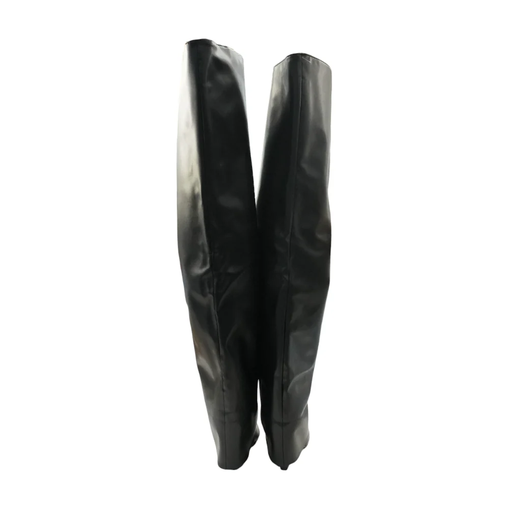 Black Boots - Image 2