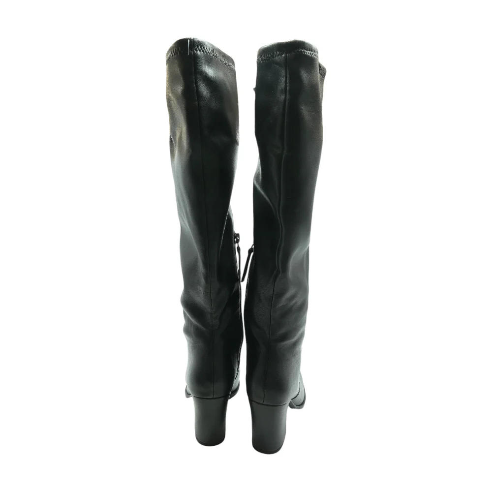 Black Boots - Image 2