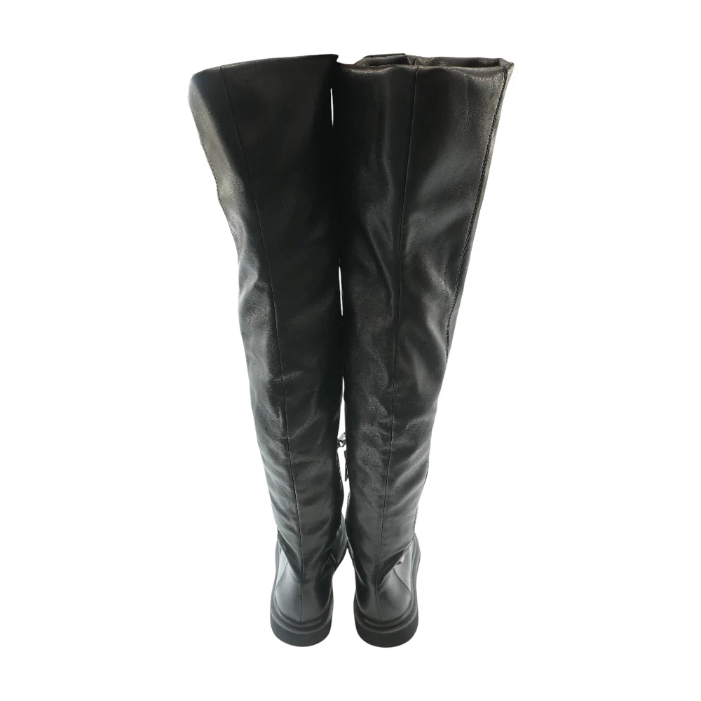 Black Boots - Image 2