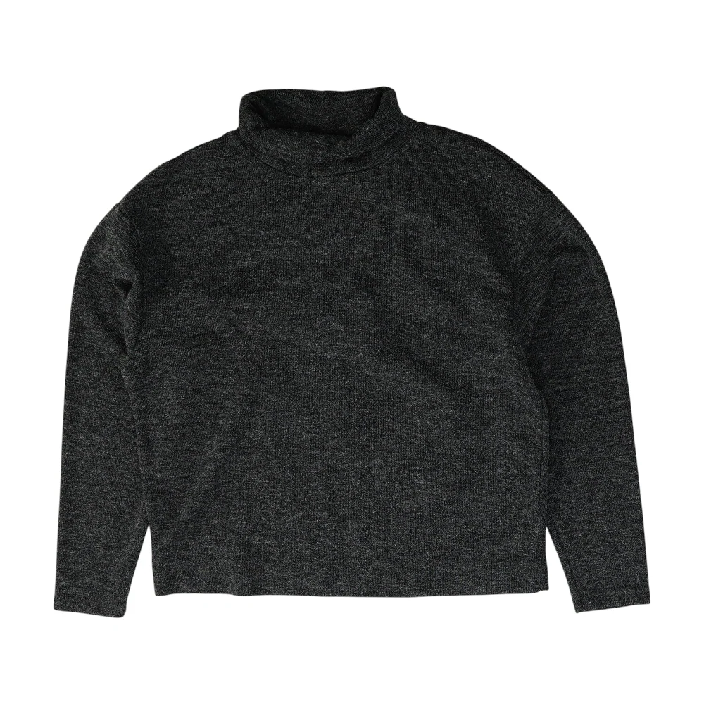 Gray Solid Sweatshirt Pullover