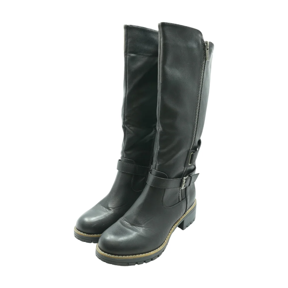 Black Boots