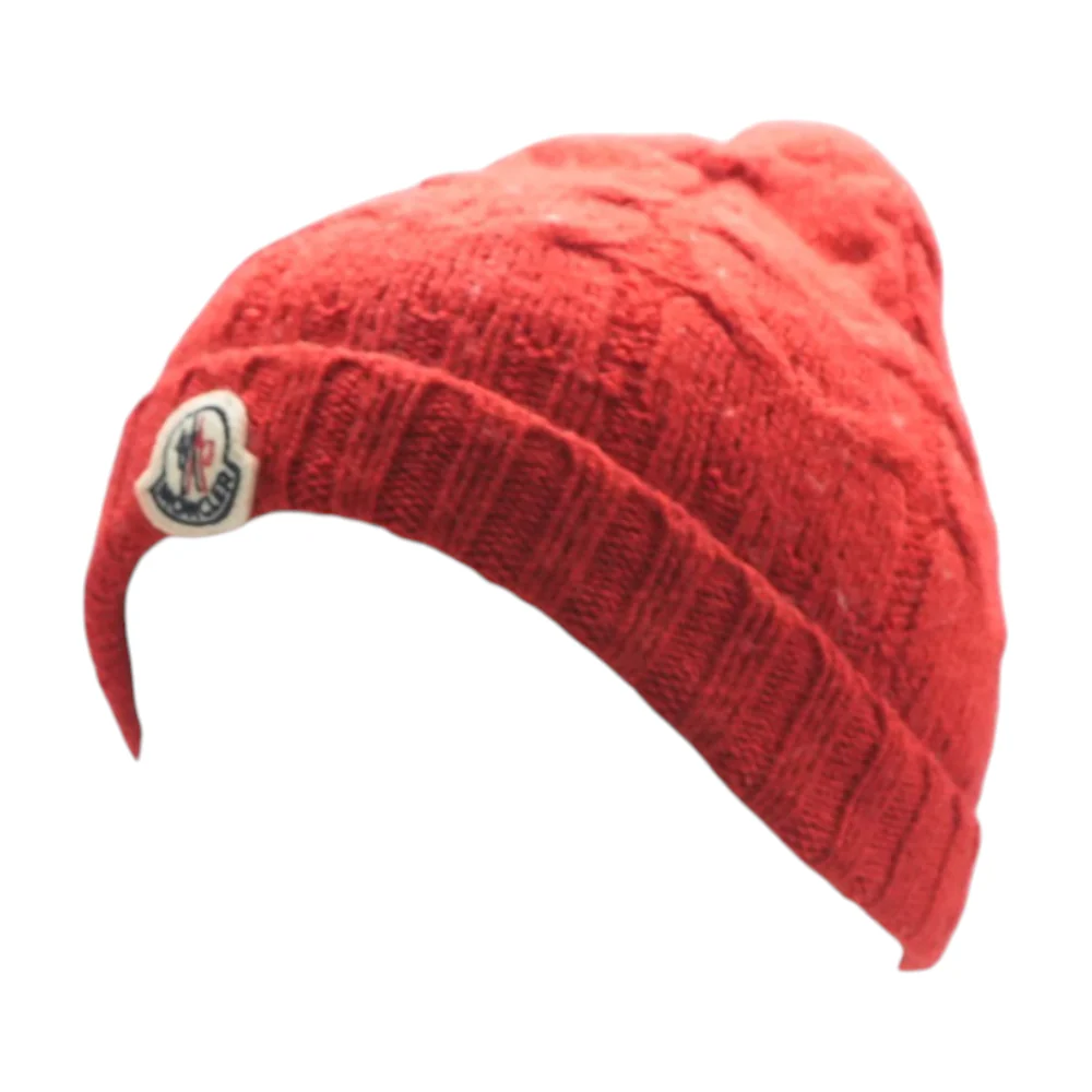 Red Virgin Wool Cable Knit Beanie