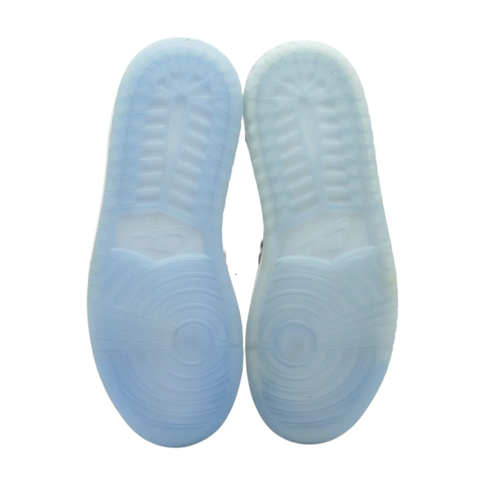 Jordan 1 Mid SE High-Top Athletic Shoes - Image 3