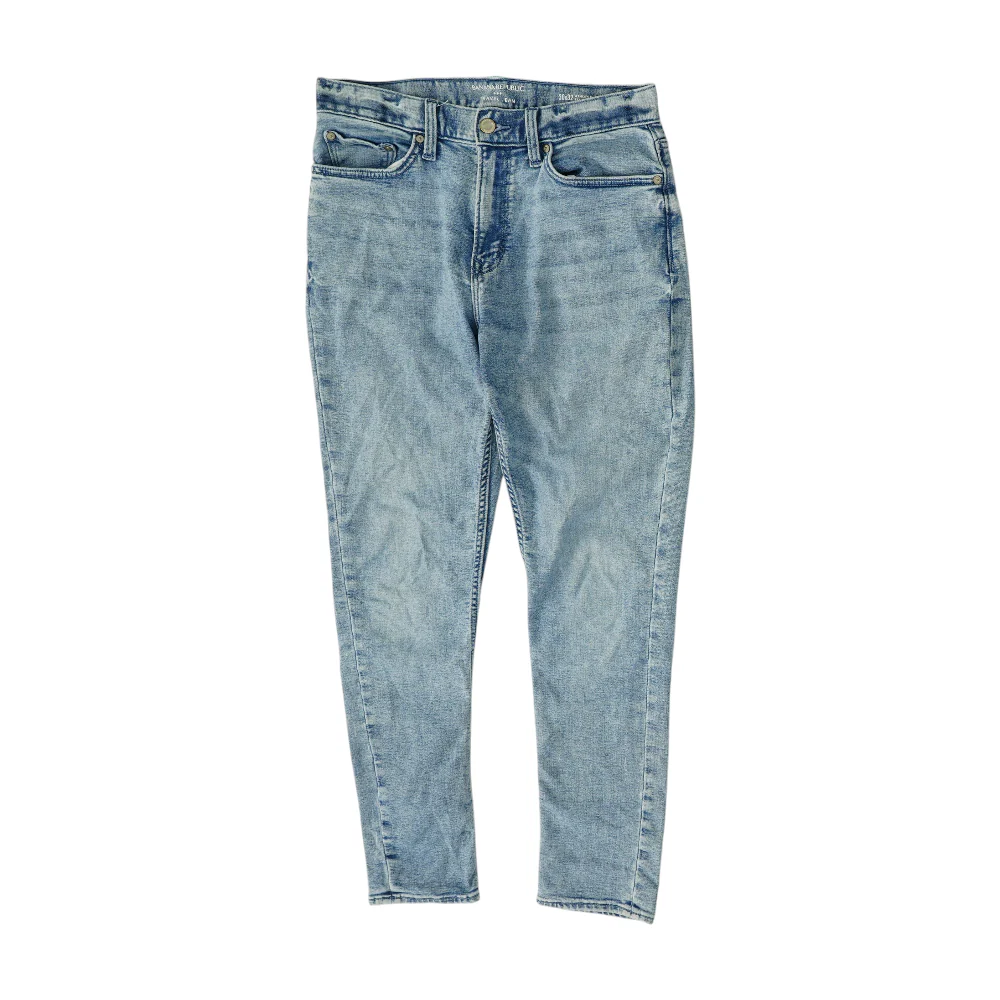 Athletic Jeans