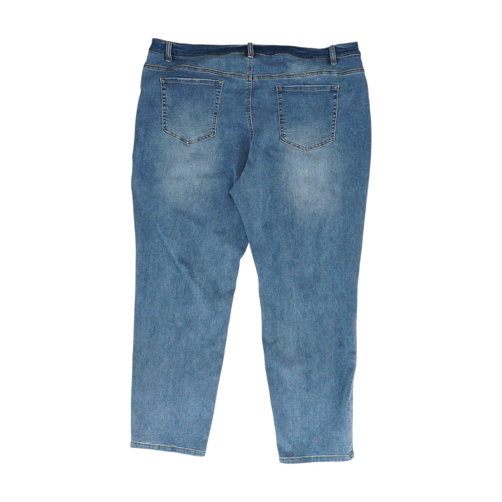 Blue Plus Jeans - Image 2