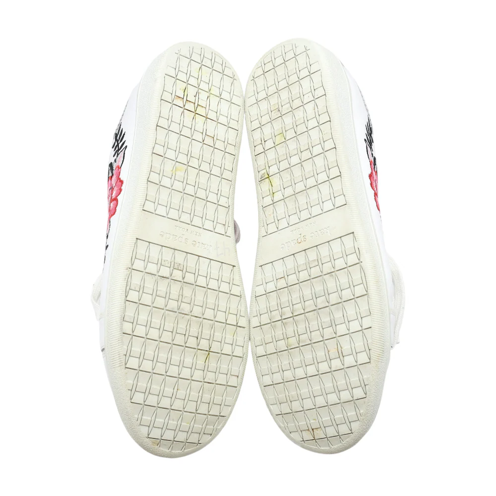 White Athletic Shoes - Image 3