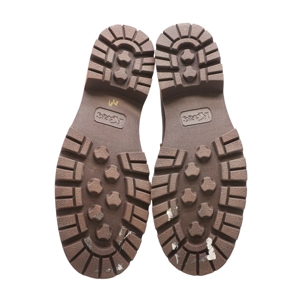 Brown Flats - Image 3