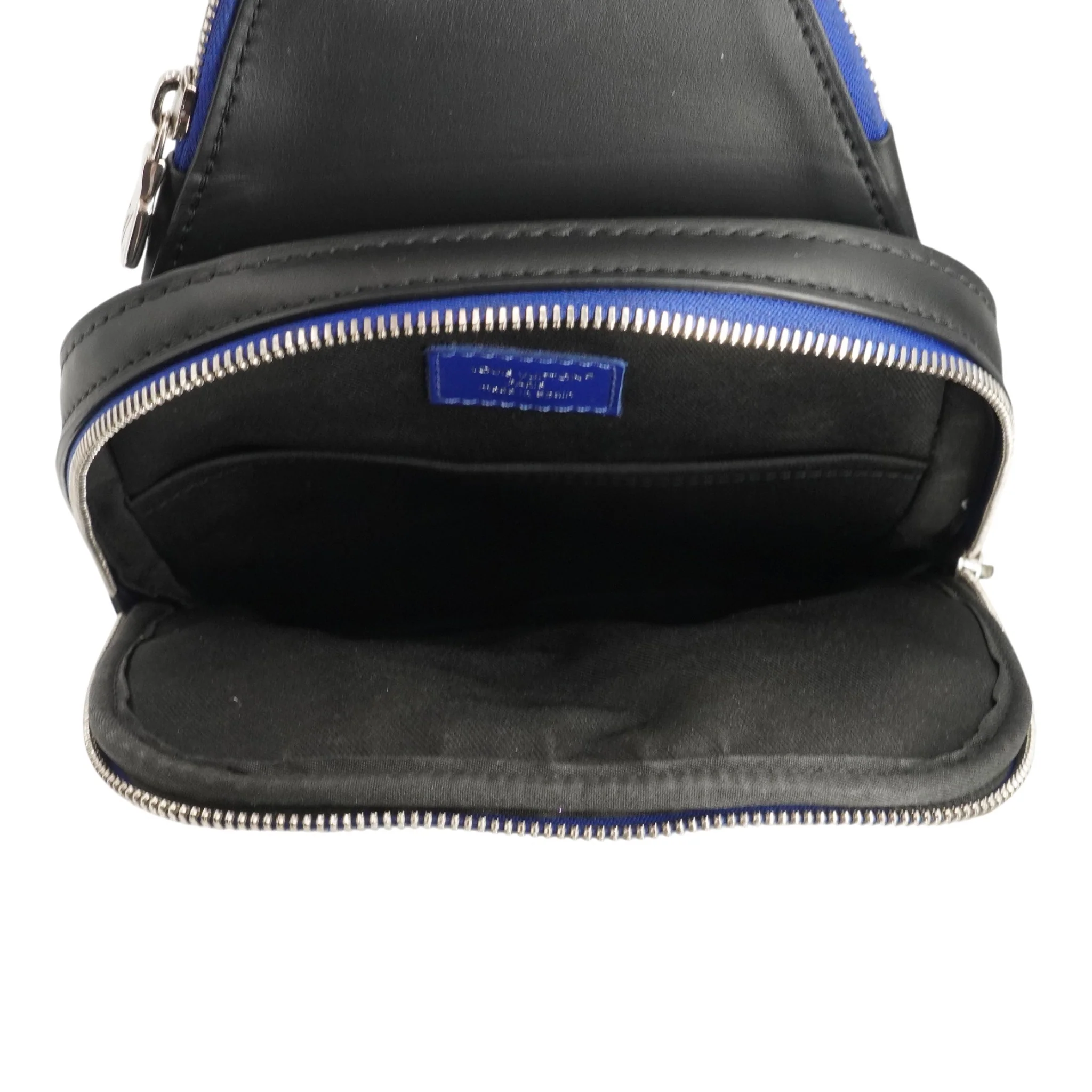 Indigo Blue Avenue Slingbag in Damier Graphite Coated Canvas - Image 3