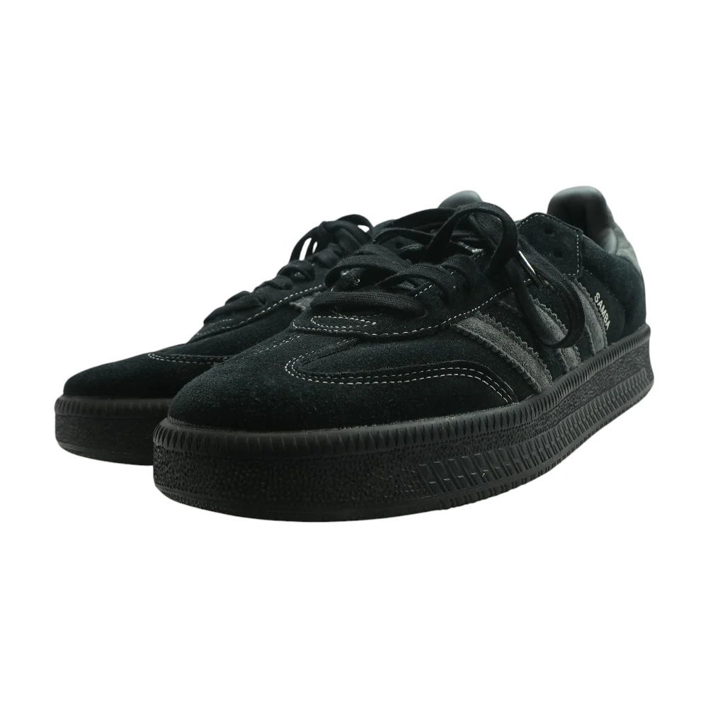 Samba XLG Low-Top Athletic Shoes