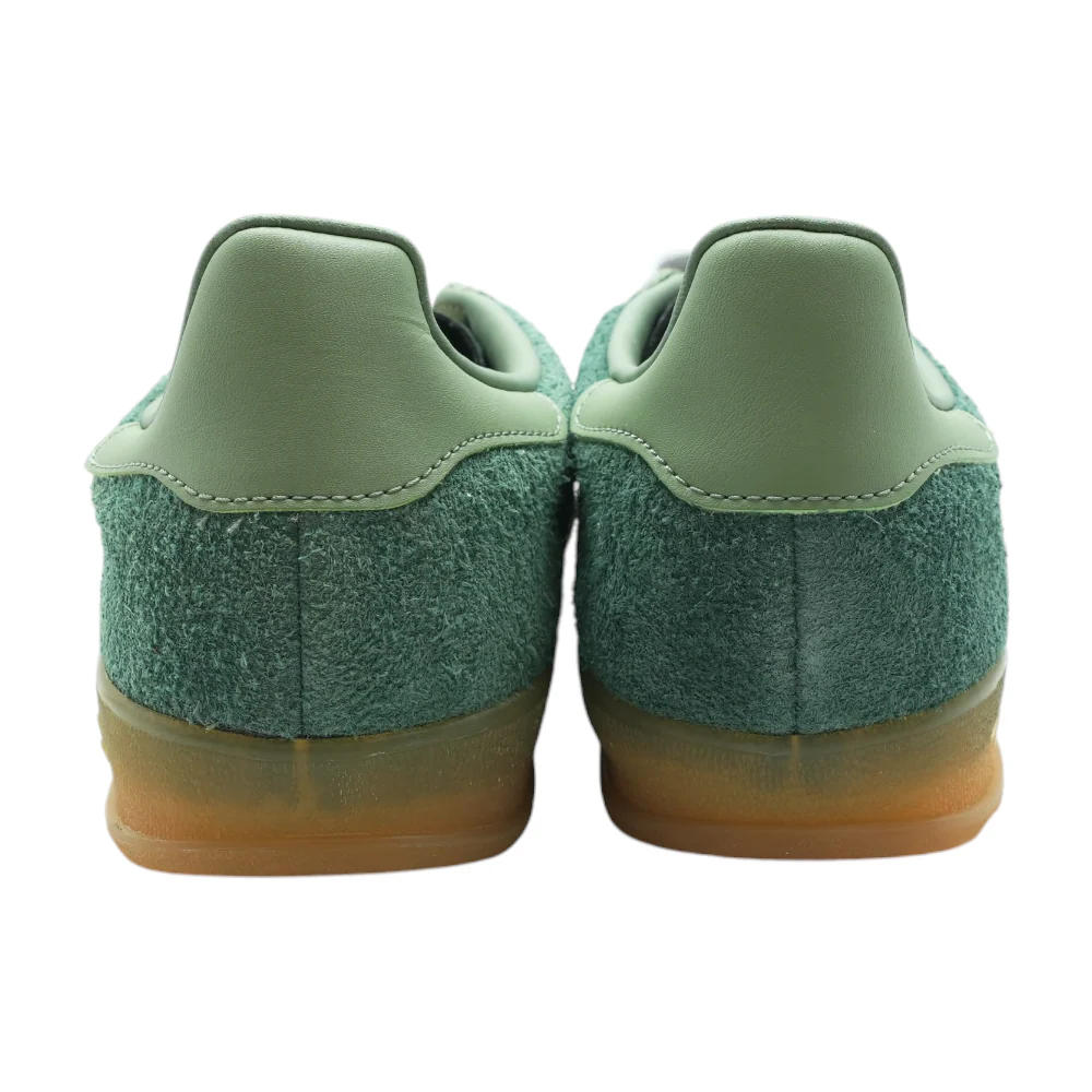Gazelle Low-Top Athletic Shoes - Image 2