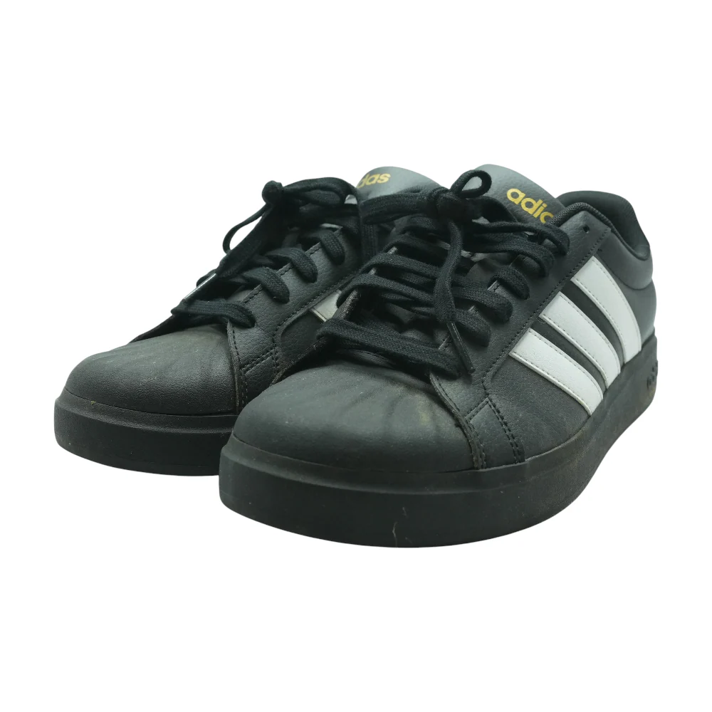 Streettalk Low-Top Athletic Shoes