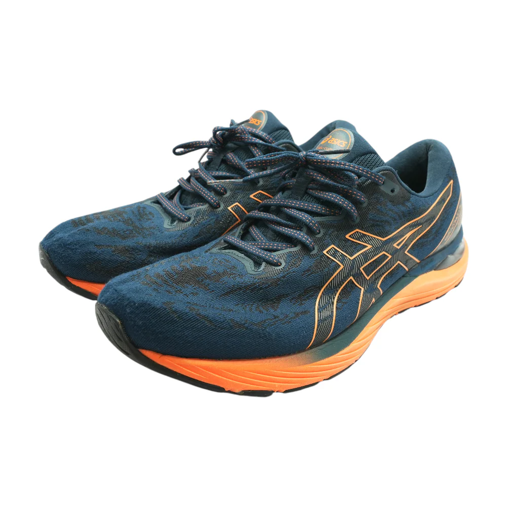 GEL-CUMULUS Low-Top Athletic Shoes