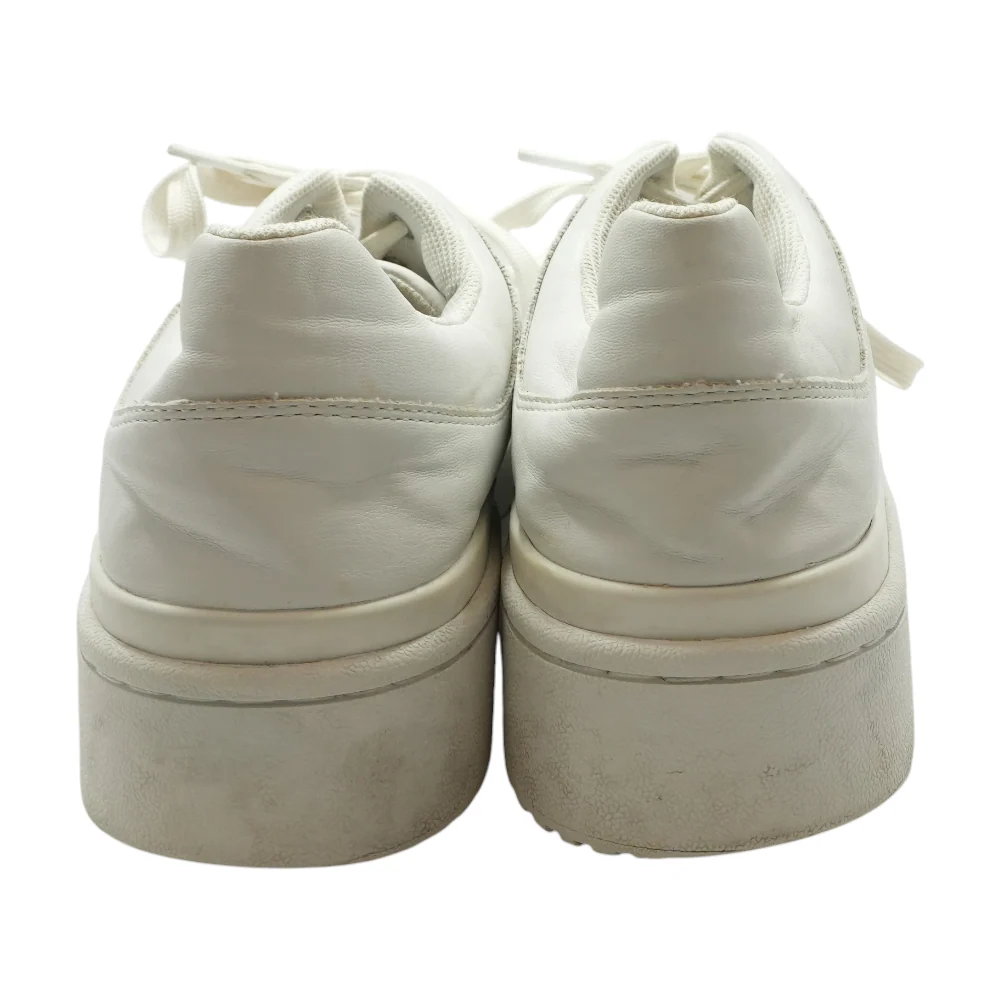 White Low-Top Athletic Shoes - Image 2