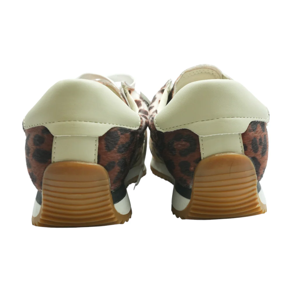 Esha Low-Top Athletic Shoes - Image 2