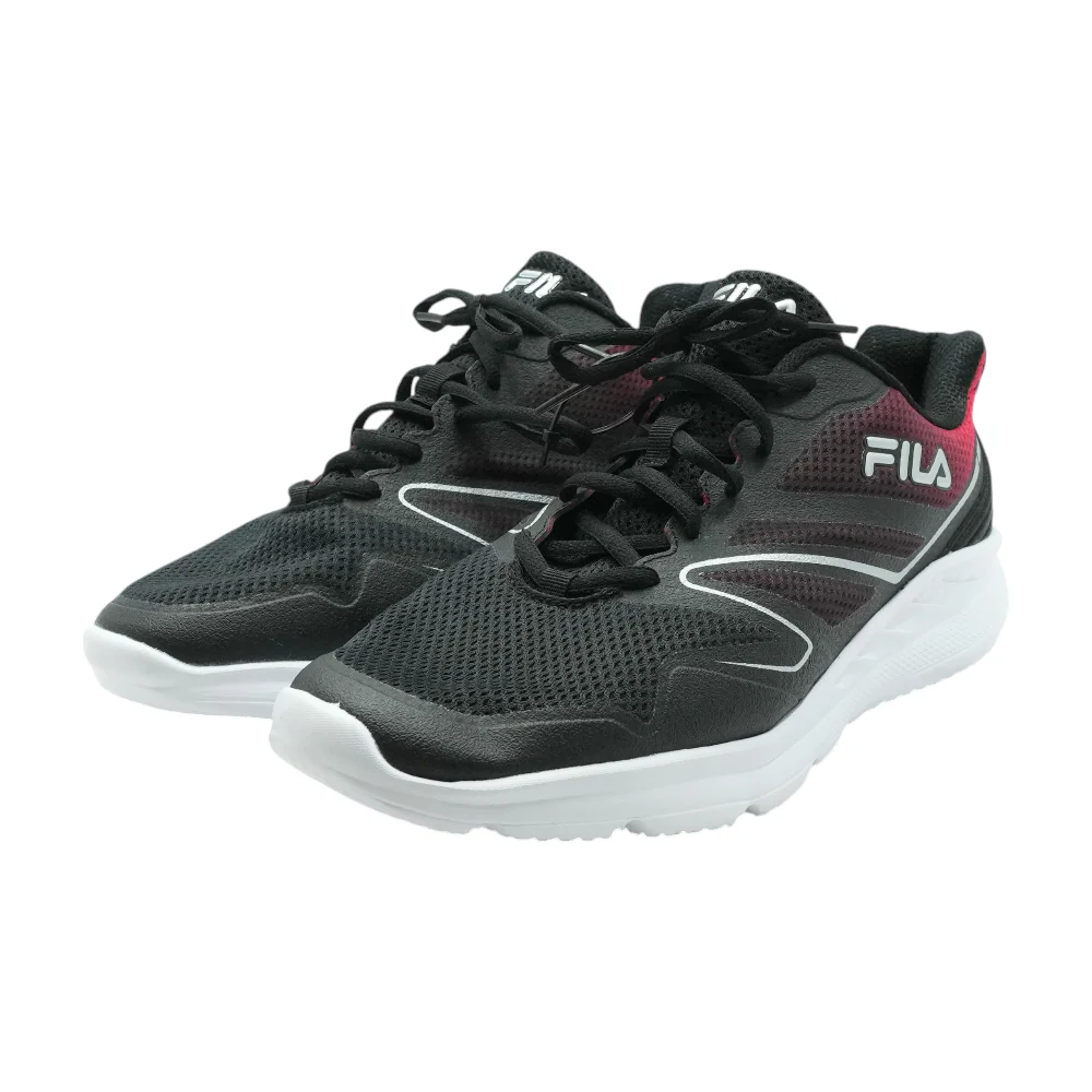 Black Low-Top Athletic Shoes
