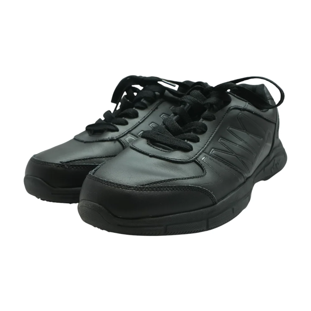 Black Low-Top Athletic Shoes