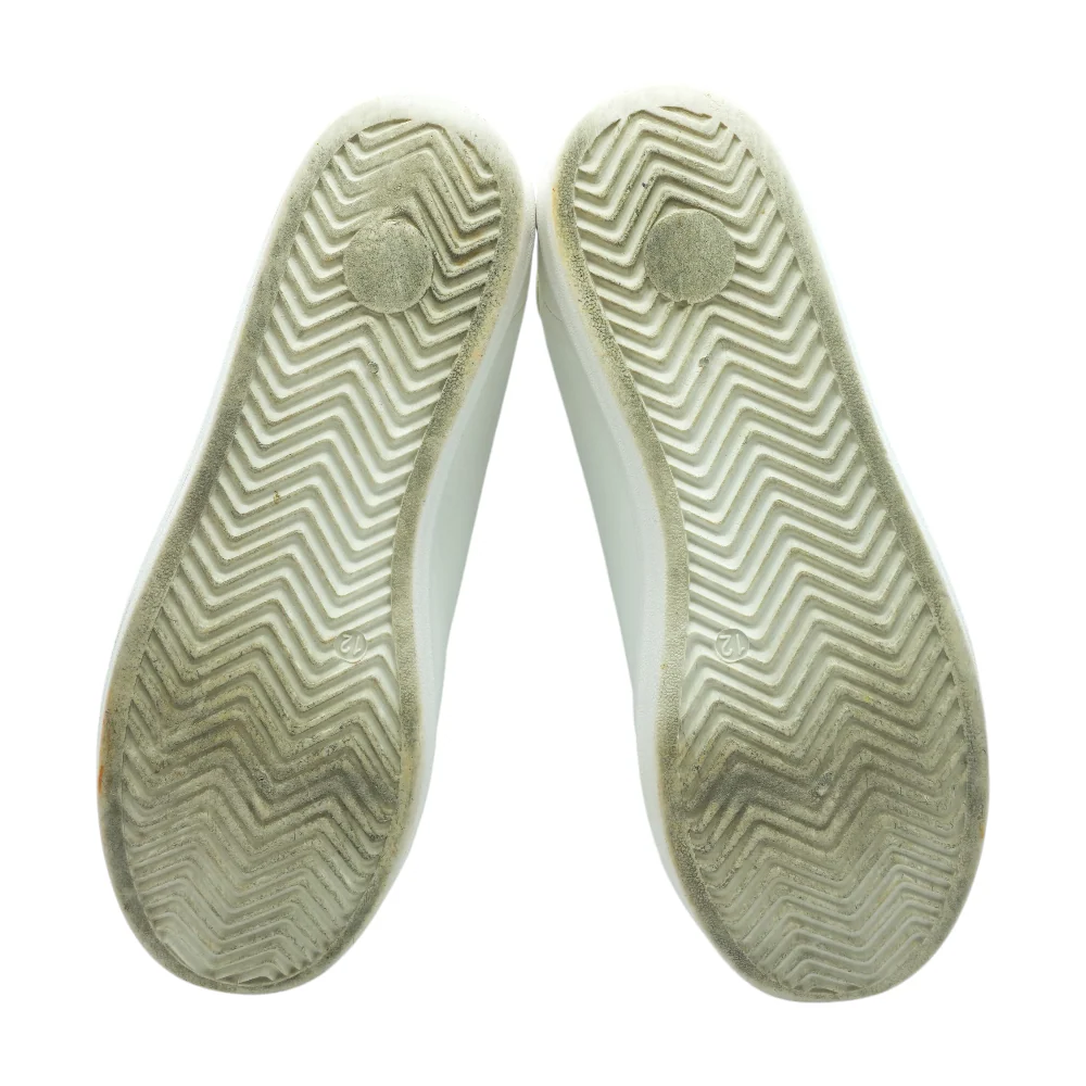 White Low-Top Athletic Shoes - Image 3
