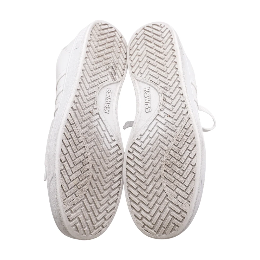 White Low-Top Athletic Shoes - Image 3