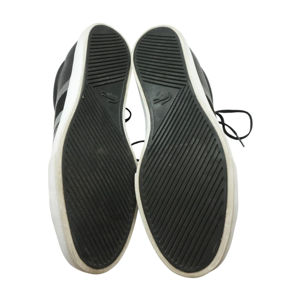 Black Low-Top Athletic Shoes - Image 3
