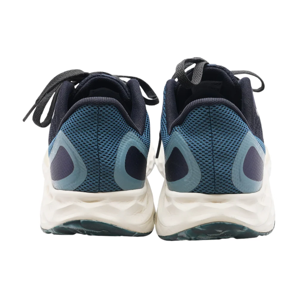 Arishi Low-Top Athletic Shoes - Image 2