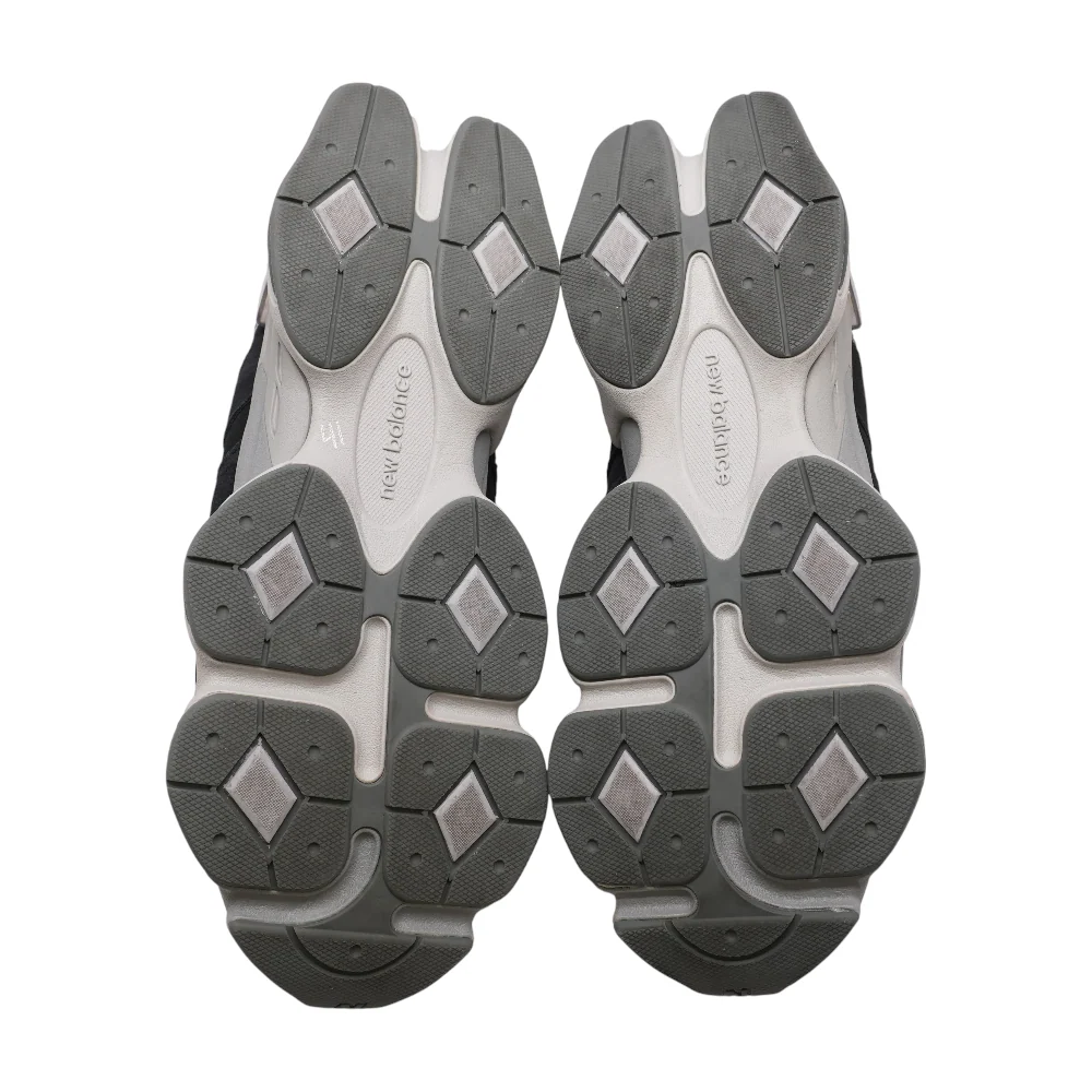 9060 Low-Top Athletic Shoes - Image 3