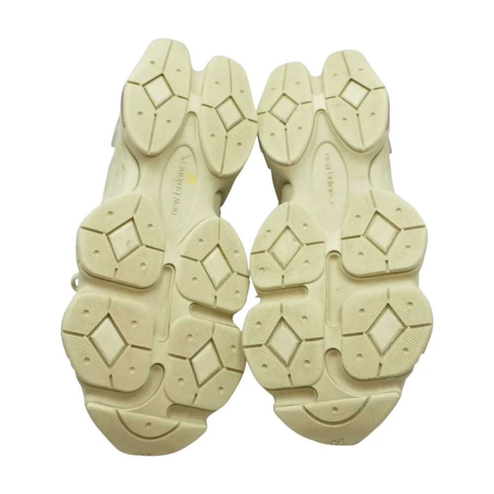 9060 Low-Top Athletic Shoes - Image 3